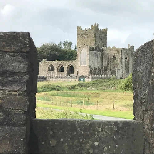 Medieval Castle Ruins Tied to Irish Clans and Genealogy